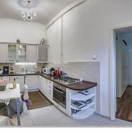 Julia'S Home Budapeşte Dış mekan fotoğraf