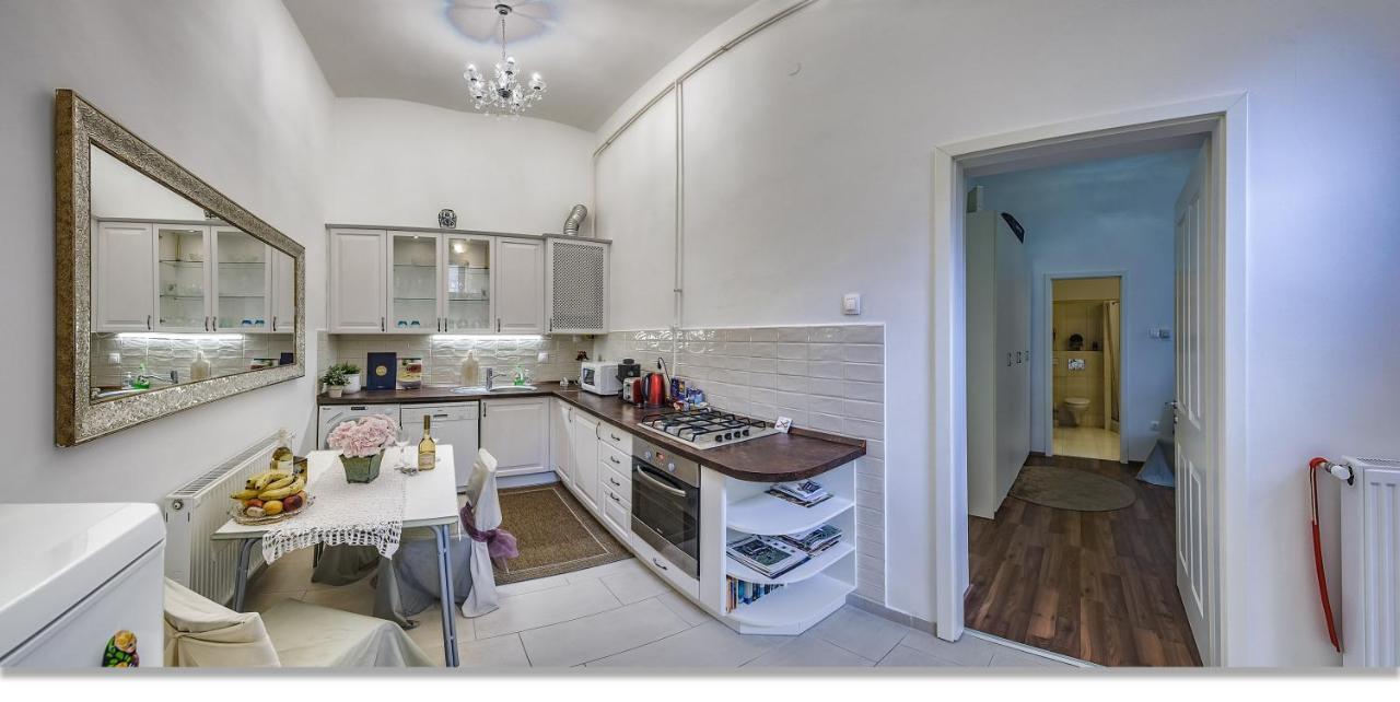 Julia'S Home Budapeşte Dış mekan fotoğraf
